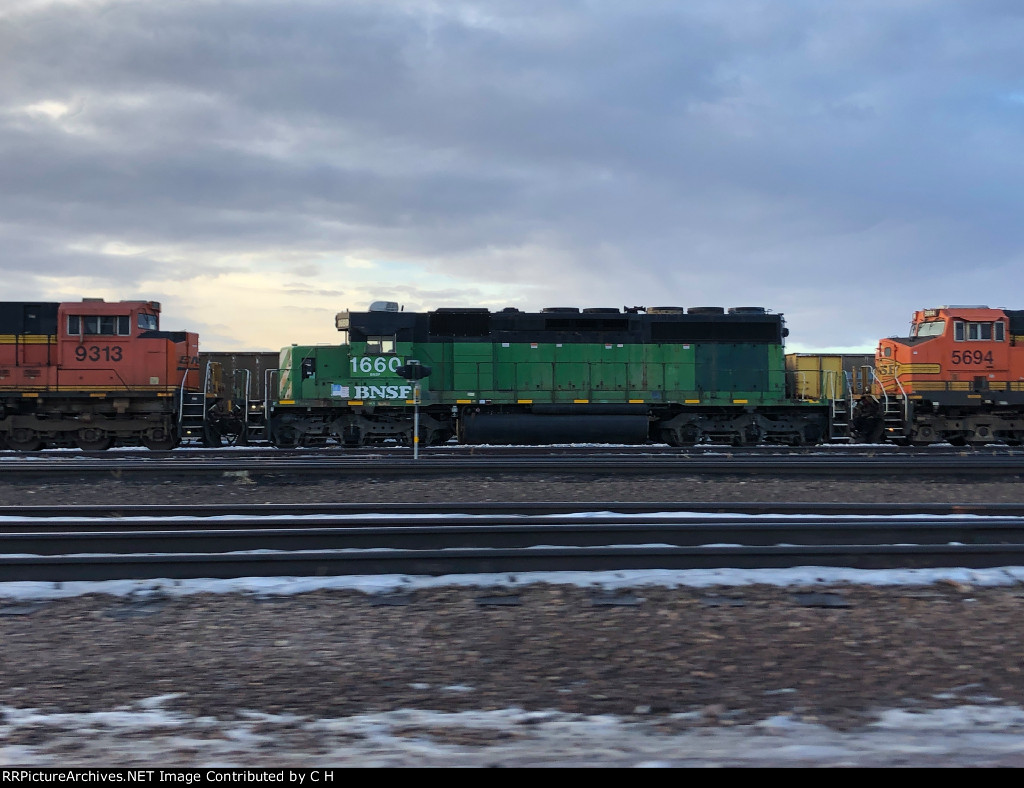 BNSF 1660